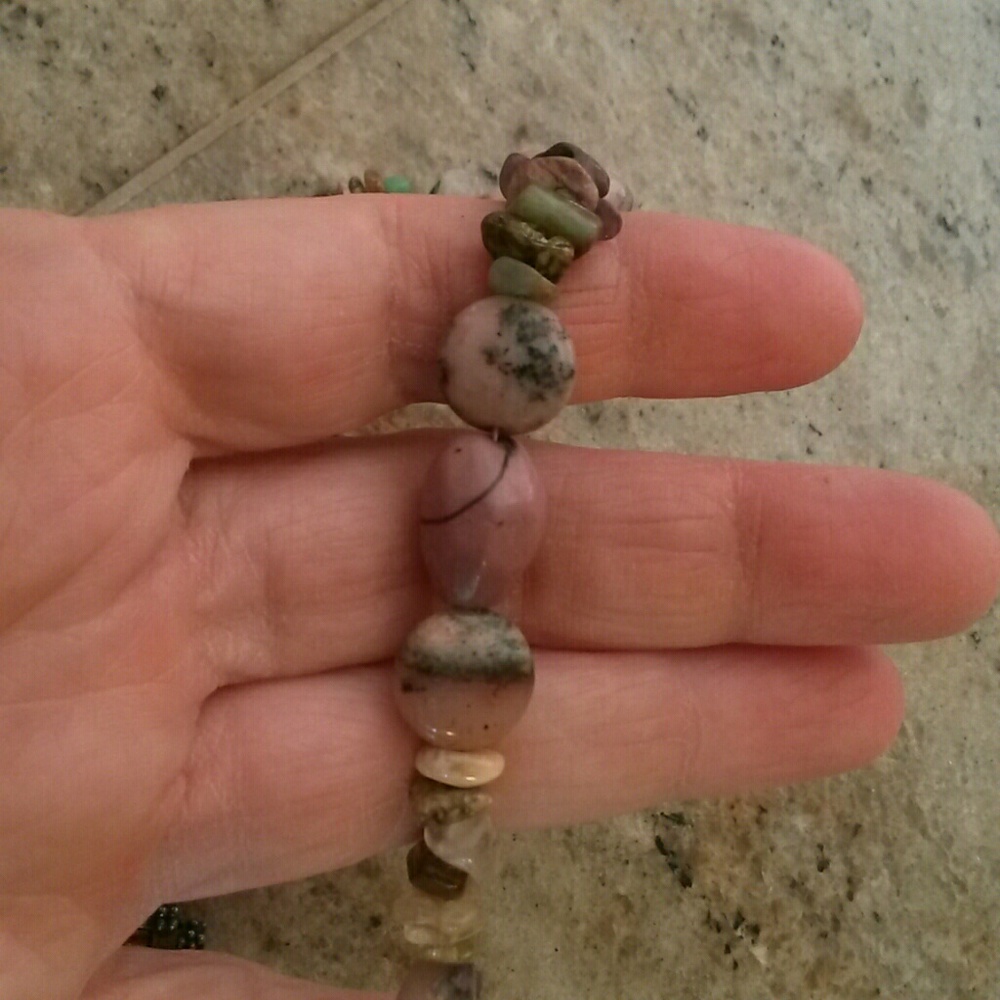 Necklace - Picture 2 of 3